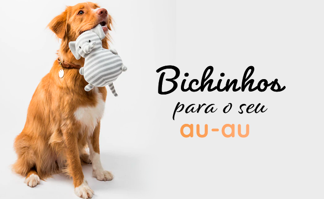 Cachorro com elemente de pelúcia na boca